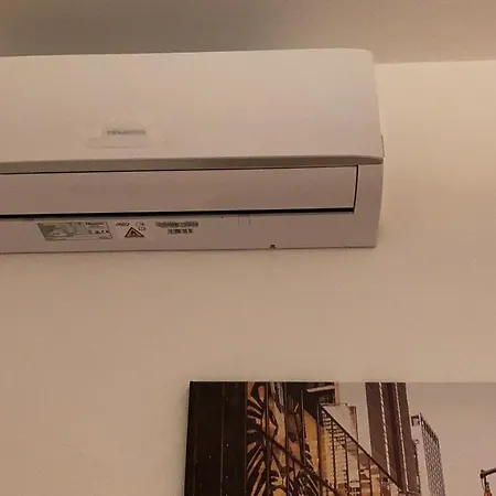 Panzió + *