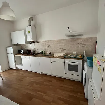 Panzió + Saronno